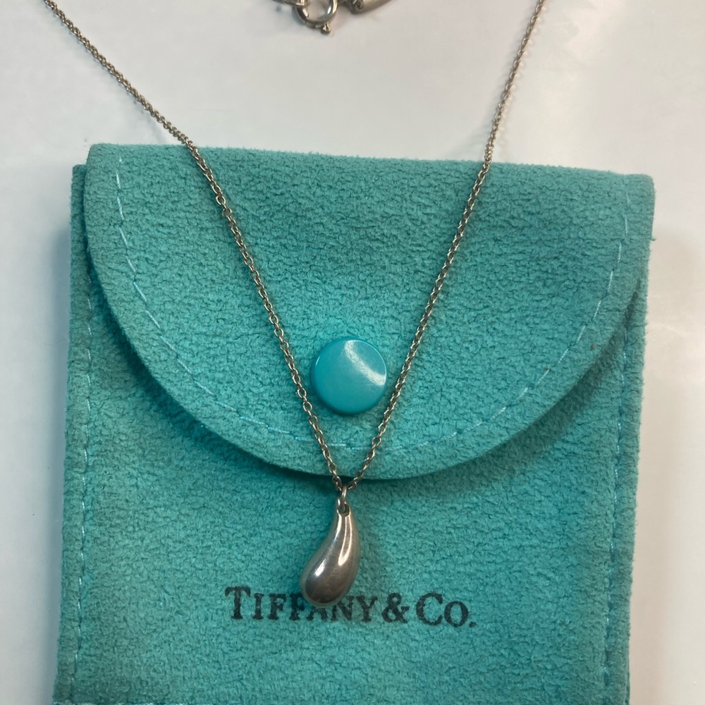 Tiffany & Co. Sterling Silver Elsa Peretti Tear Drop Necklace 925 Silver